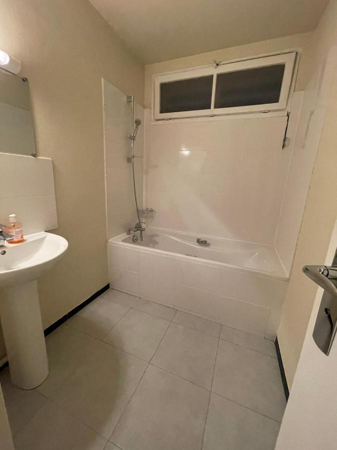 Studio Aux Portes De Paris Chatou Ngoại thất bức ảnh